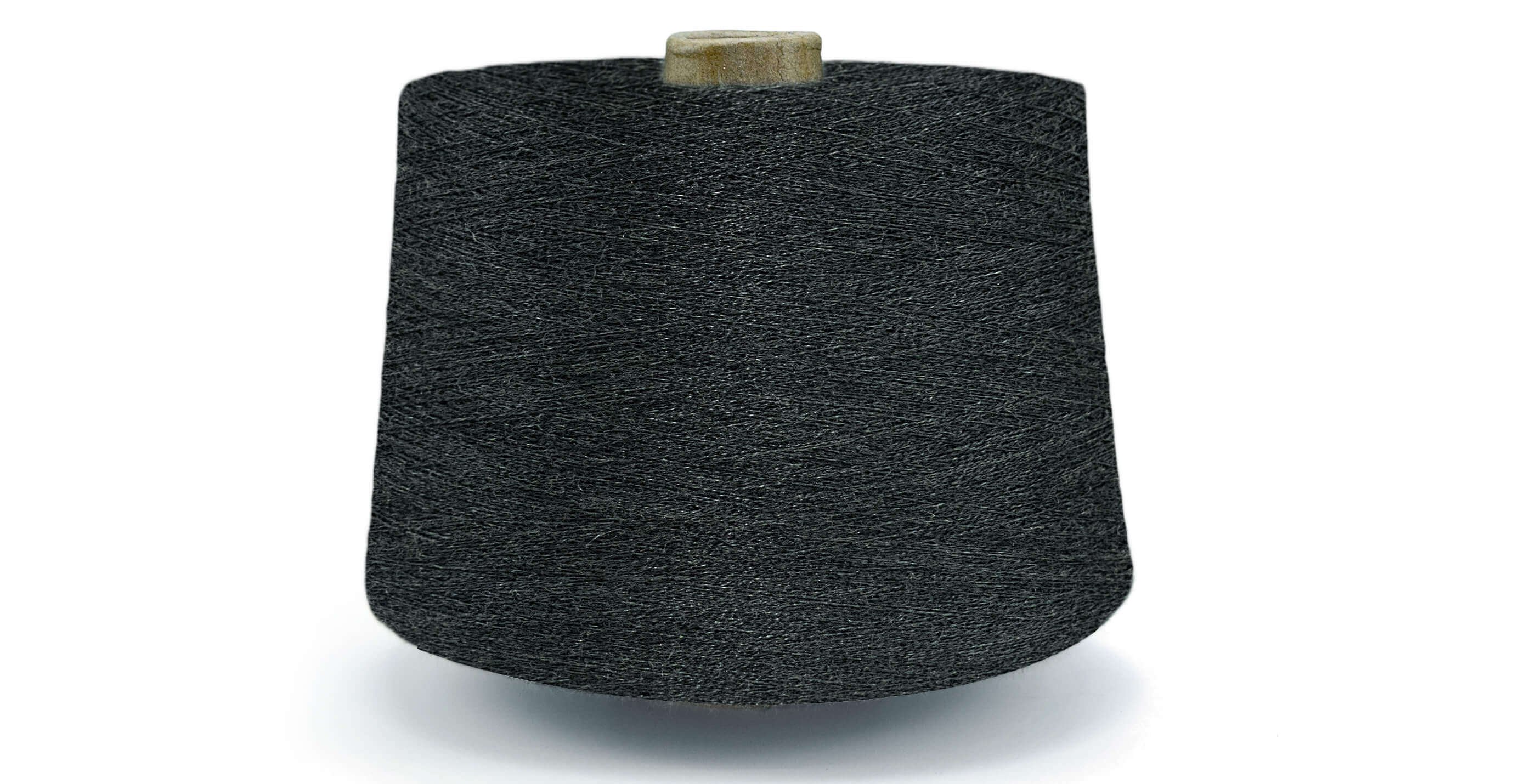 对位芳纶/预氧丝纱线